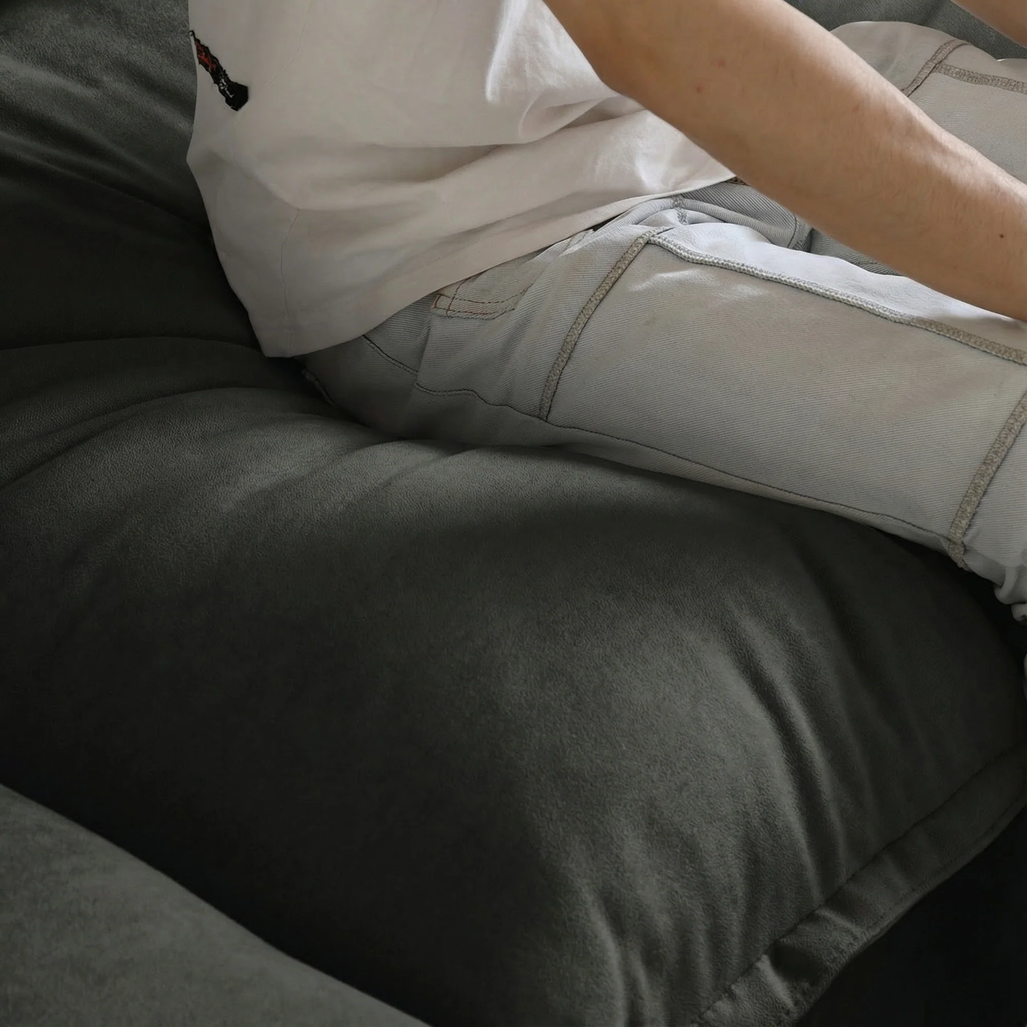 Modular Washable End Chair - Right in Black