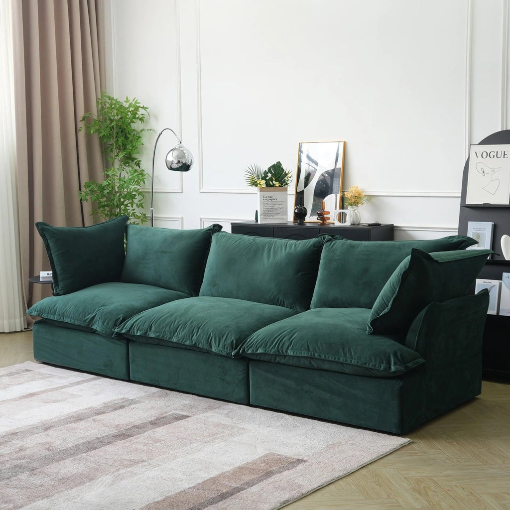 Washable 3-seater sofa with removeable covers in green velvet.