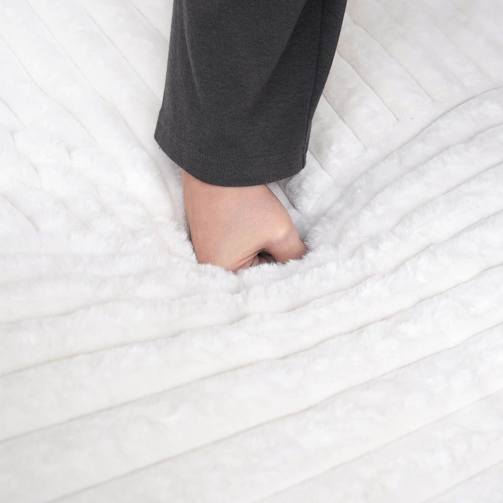 Oversized Armchair in Faux Fur