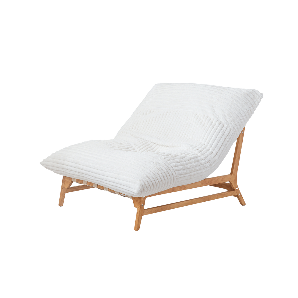 Oversized Armchair in Faux Fur